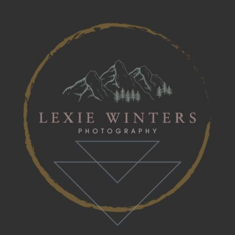 logo for lexie winters photography